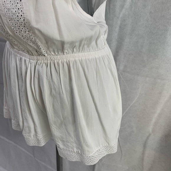White Boho Chic Romper - Picture 4 of 10